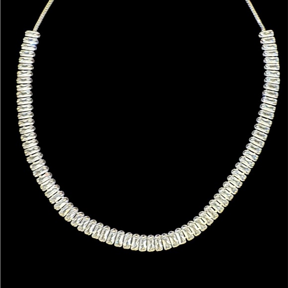 Elegant Silver Rhinestone Necklace - Picture 1 of 2